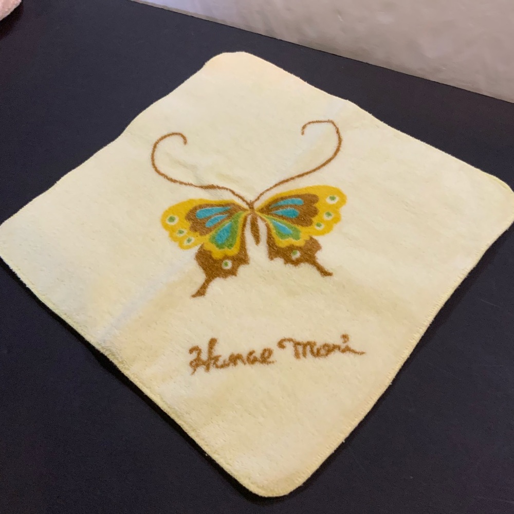Vintage Martex Wash Cloth Butterfly 13 X 13 Yellow NOS